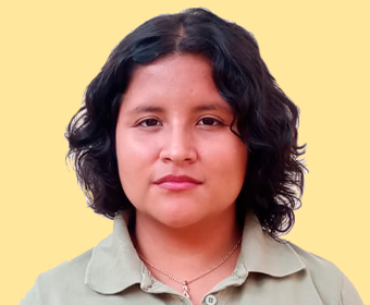 Miss Cinthya Acuña